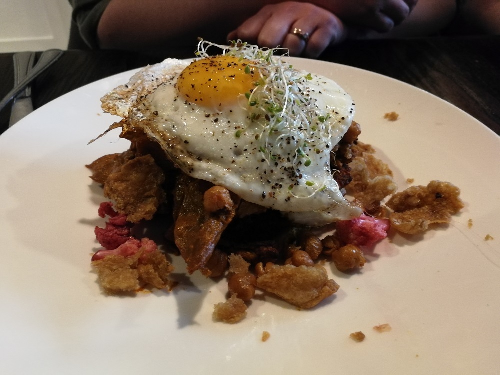 brunch at the Black Sheep - duck pakora 